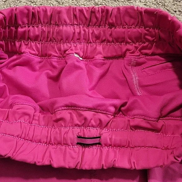 Lululemon Pink Shorts With Pockets - Picture 5 of 5